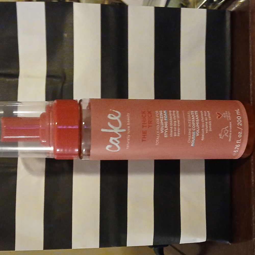 Cake Naturally Luxe Beauty Totally-to-die-for Hair Volumizer Styling Foam Mousse